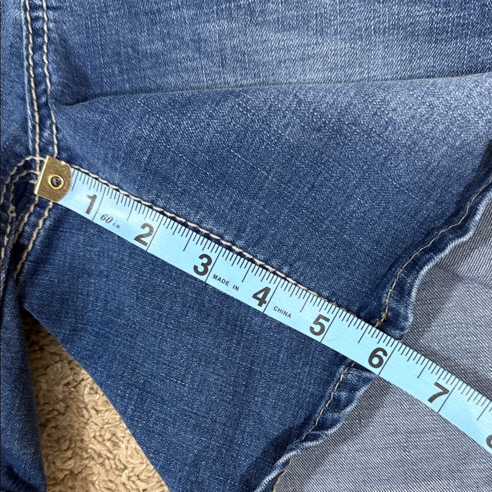 Seven7 Women's Blue Jean Shorts - Picture 7 of 15